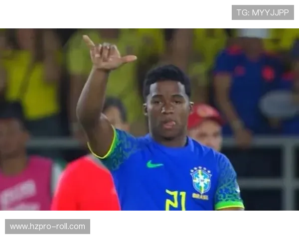 恩德里克与队友默契提升，配合表现持续增强