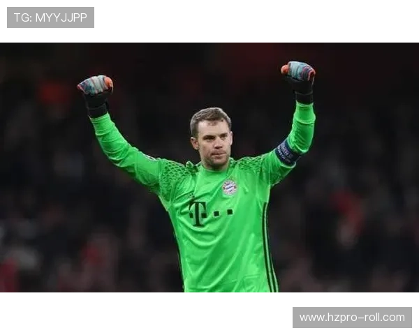 诺伊尔三冠王赛季的历史级表现解析